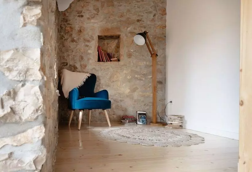 ペンション Recantos D Almerinda