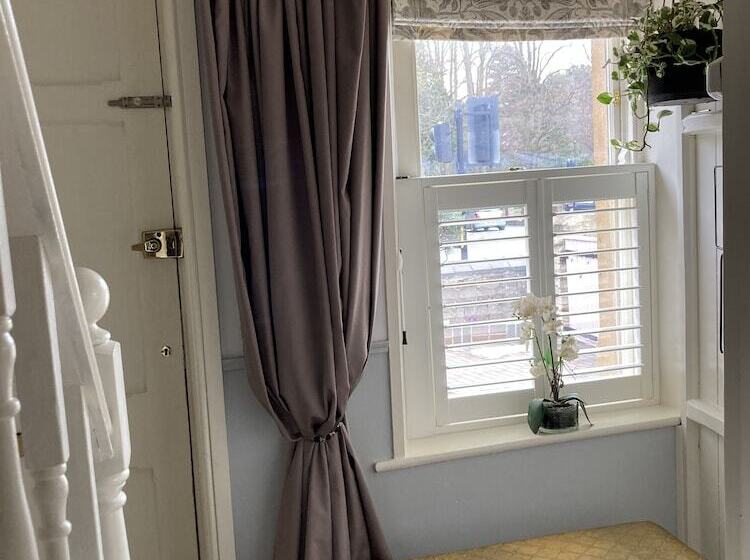 膳宿费 The Gables