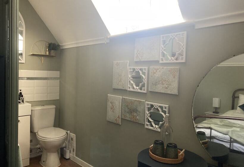 膳宿费 The Gables