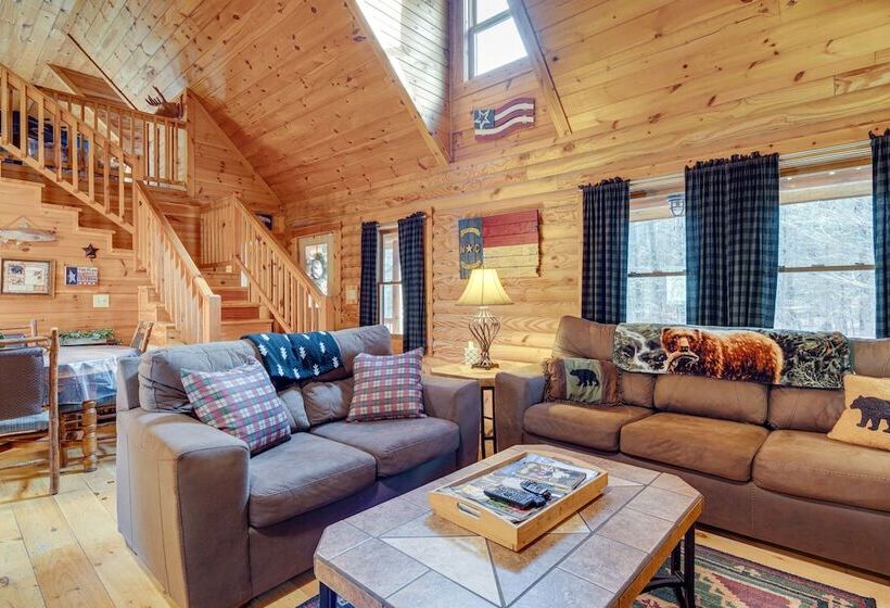 Pet Friendly Cabin W/ Loft: 5 Mi To Lake Lure!