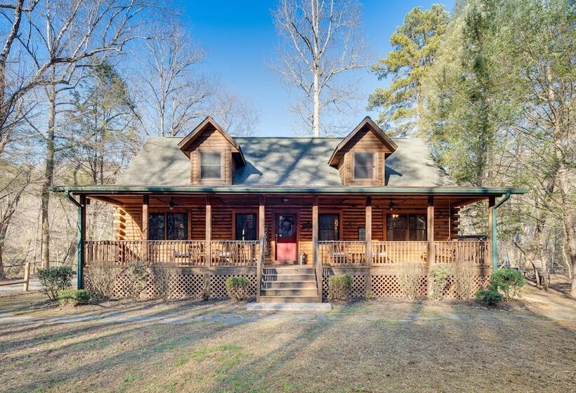 Pet Friendly Cabin W/ Loft: 5 Mi To Lake Lure!