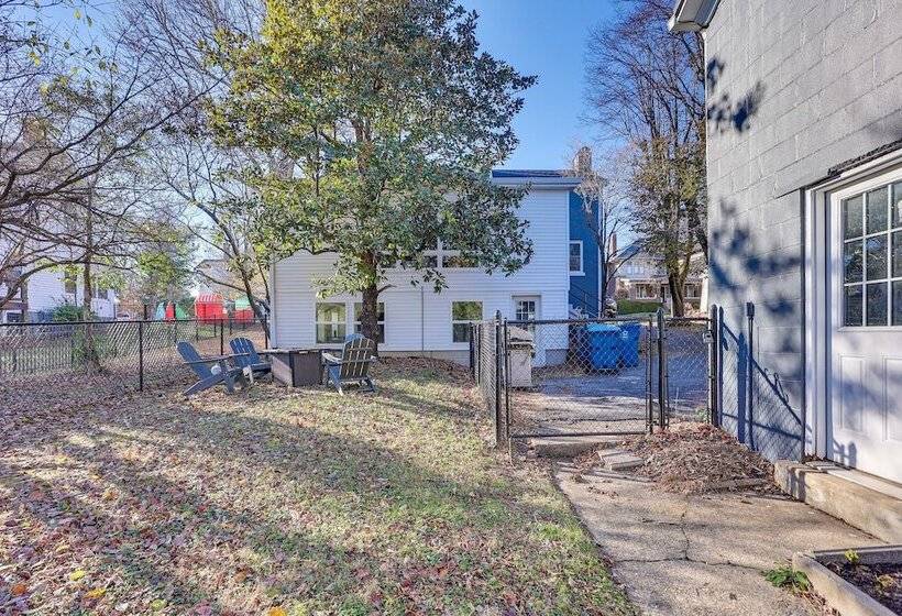 Pet Friendly Shelbyville Home W/ Fire Pit!