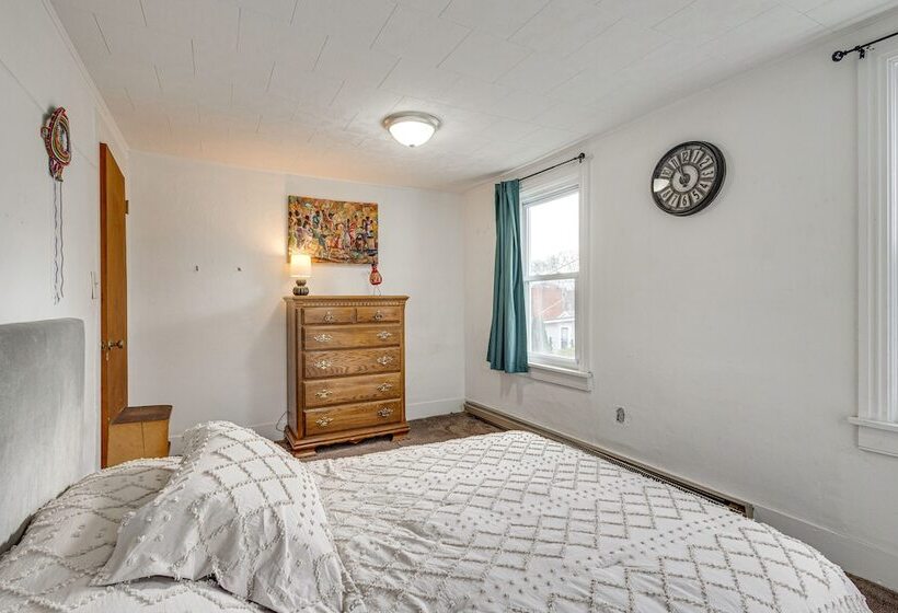 Quiet Port Royal Home W/ Deck, Near Juniata River!