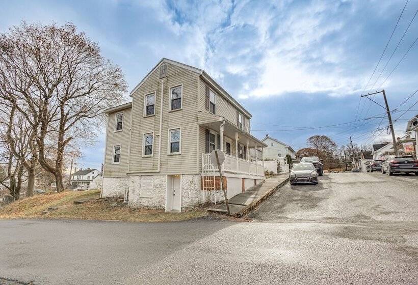 Quiet Port Royal Home W/ Deck, Near Juniata River!