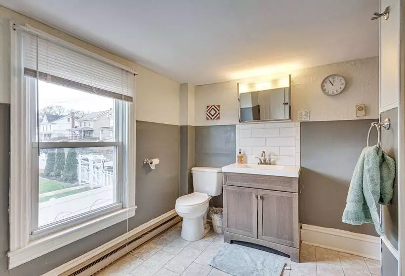 Quiet Port Royal Home W/ Deck, Near Juniata River!