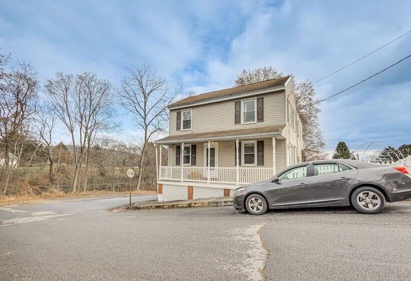 Quiet Port Royal Home W/ Deck, Near Juniata River!