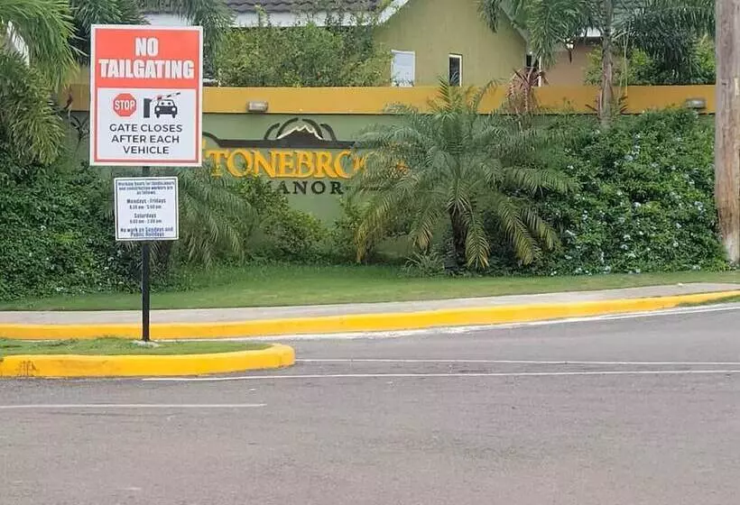 اقامتگاه Captivating 2 Bed House In Falmouth