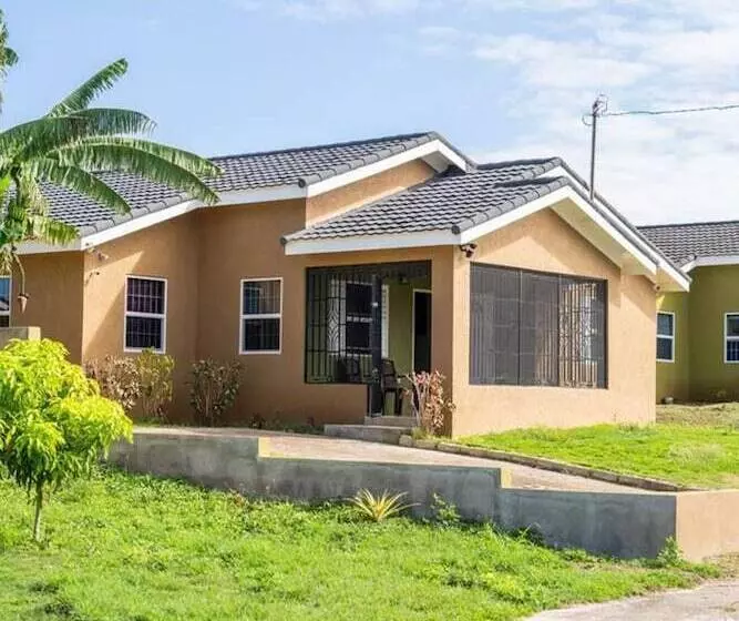 اقامتگاه Captivating 2 Bed House In Falmouth