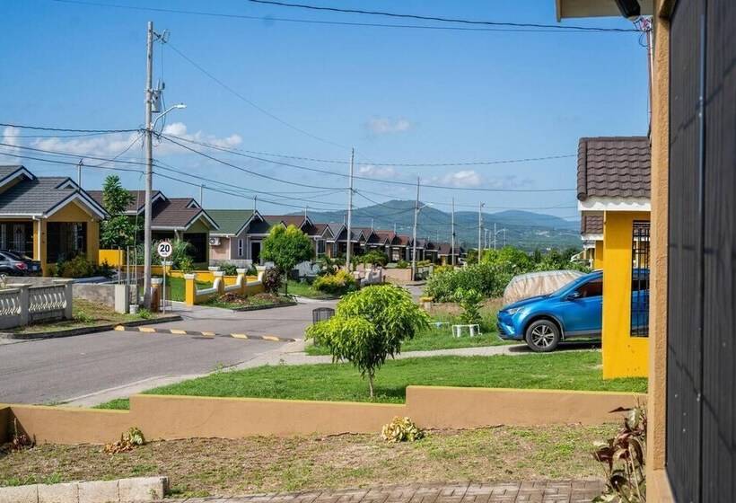 اقامتگاه Captivating 2 Bed House In Falmouth