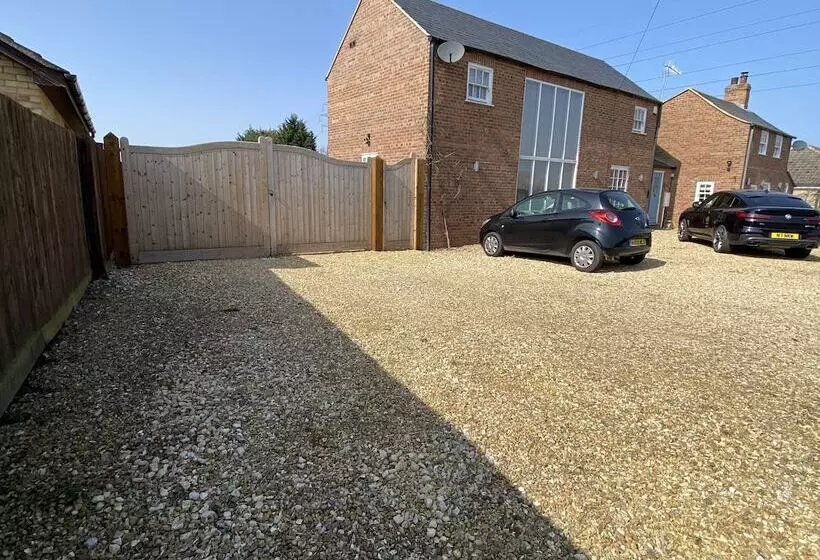 レジデンス French Themed 2 Bed Cottage On The Norfolk Wash