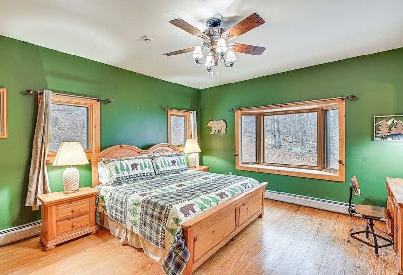 Secluded Adirondack Cabin ~ 5 Mi To Sacandaga Lake