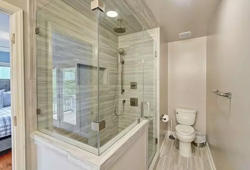 Shades Of Summer By Avantstay Gazebo, Dock, View