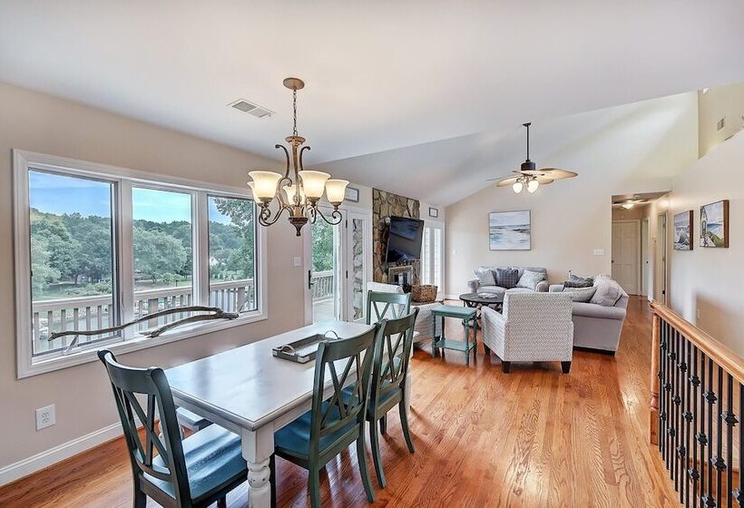 Shades Of Summer By Avantstay Gazebo, Dock, View