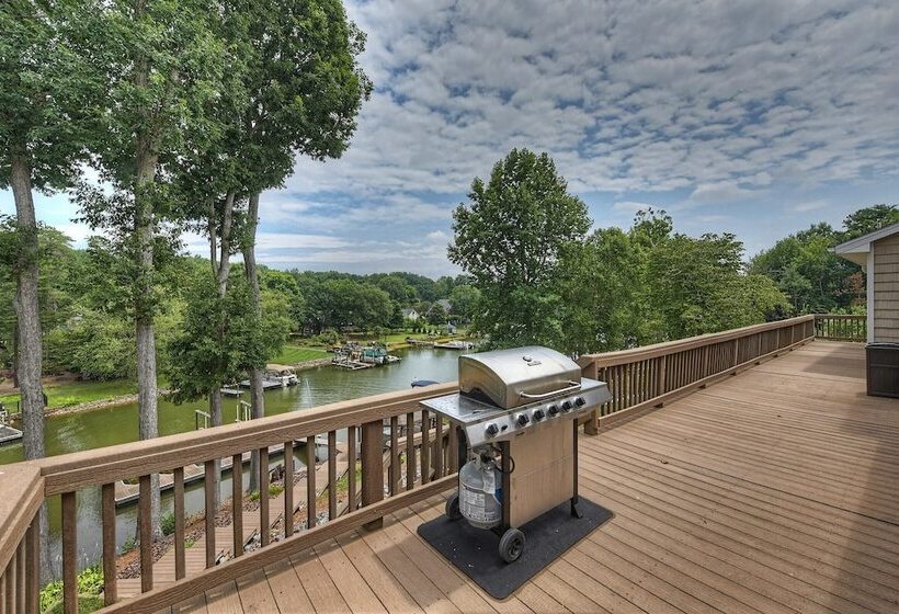 Shades Of Summer By Avantstay Gazebo, Dock, View