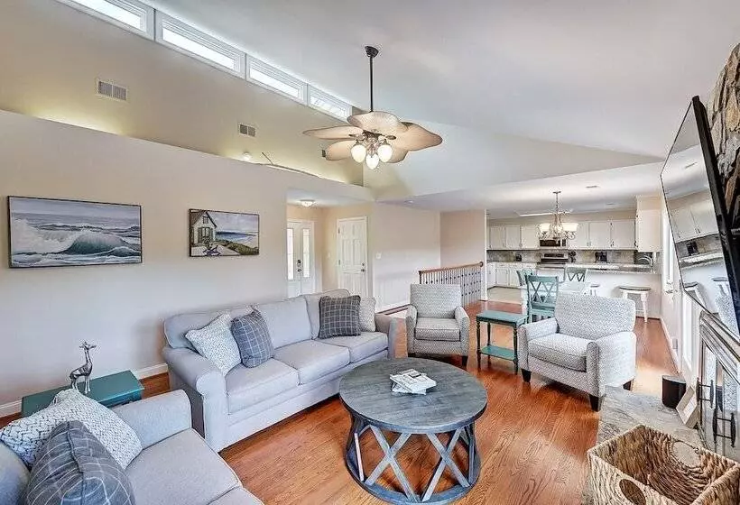 Shades Of Summer By Avantstay Gazebo, Dock, View