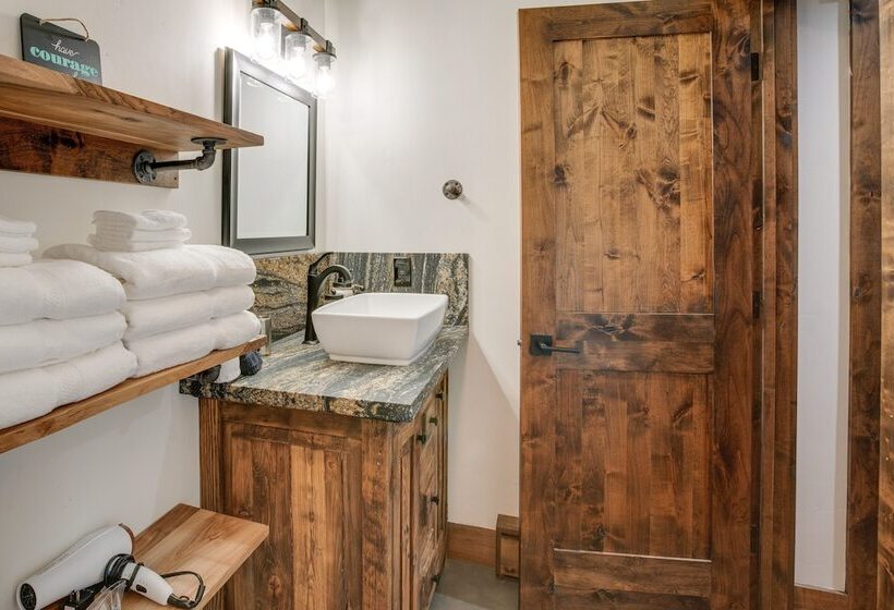 Stateline Mountain Cabin: 3 Mi To Heavenly Resort