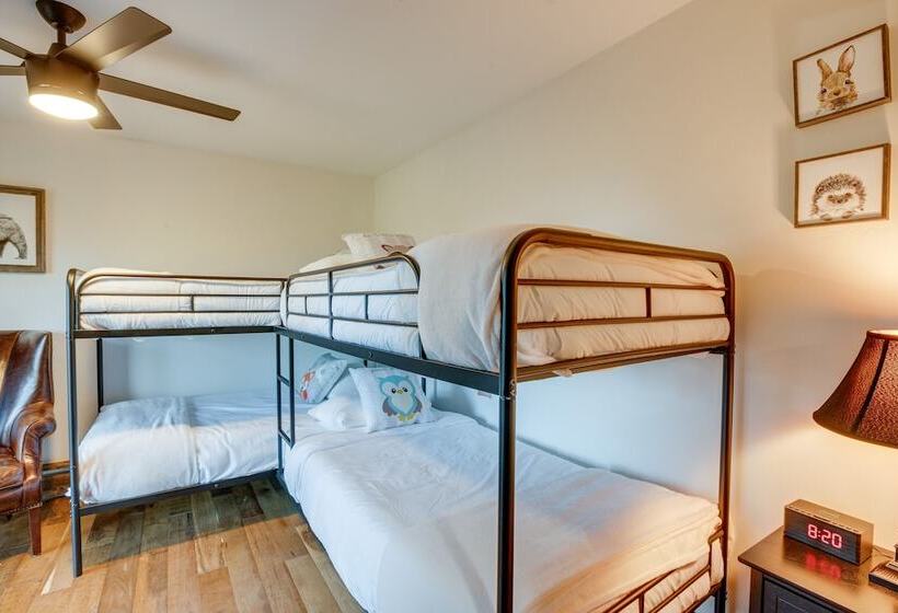 Stateline Mountain Cabin: 3 Mi To Heavenly Resort