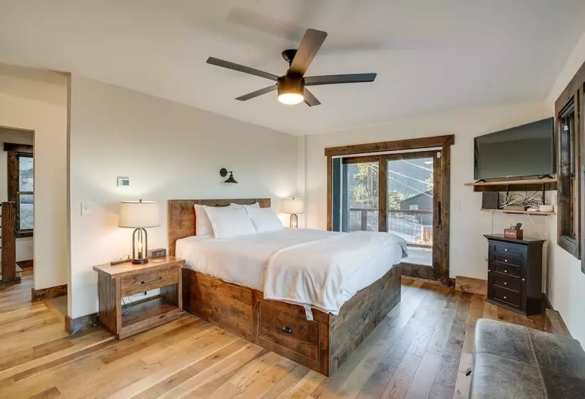 Stateline Mountain Cabin: 3 Mi To Heavenly Resort