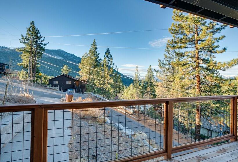 Stateline Mountain Cabin: 3 Mi To Heavenly Resort