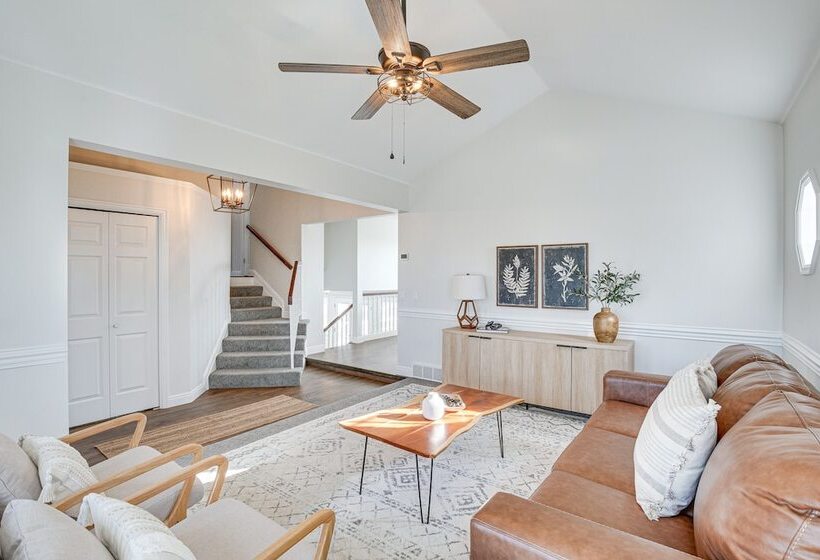 Stylish Orem Retreat W/ Deck, Near Byu & Uvu!