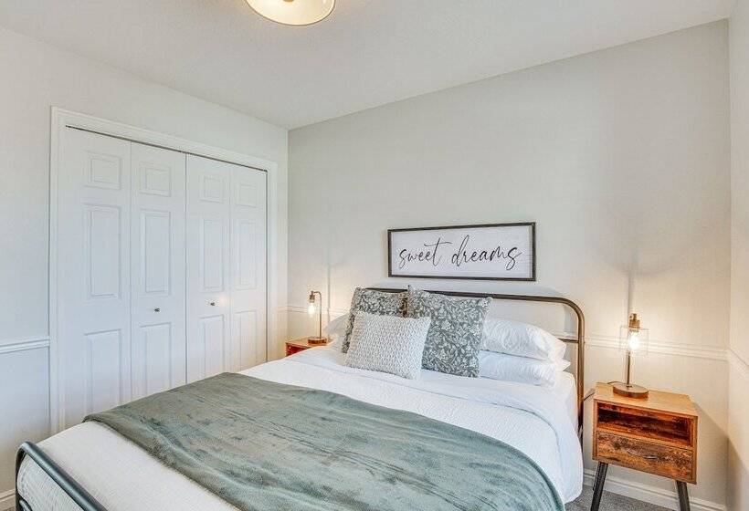 Stylish Orem Retreat W/ Deck, Near Byu & Uvu!