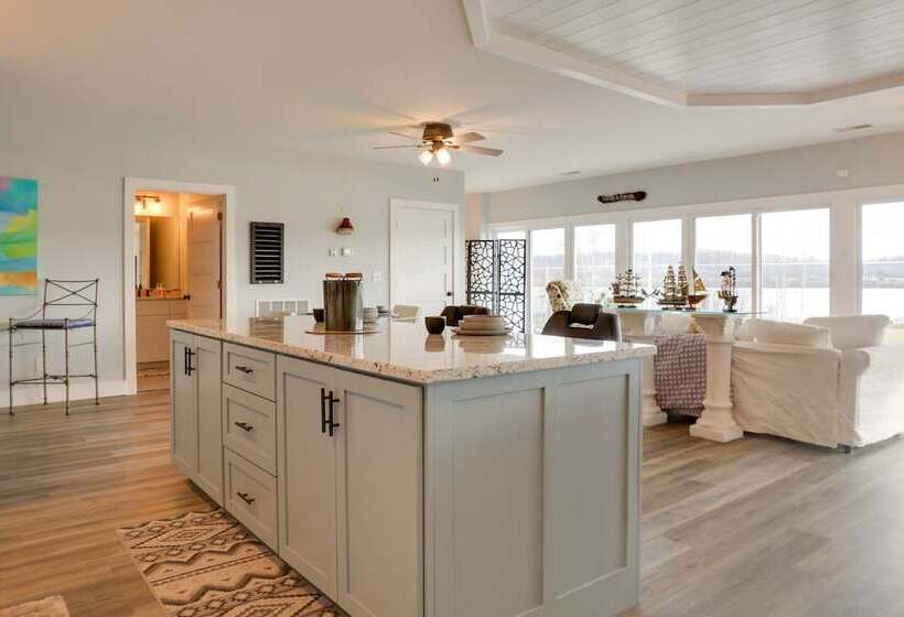 Waterfront Retreat W/ Dock On Turtle Creek Bay!