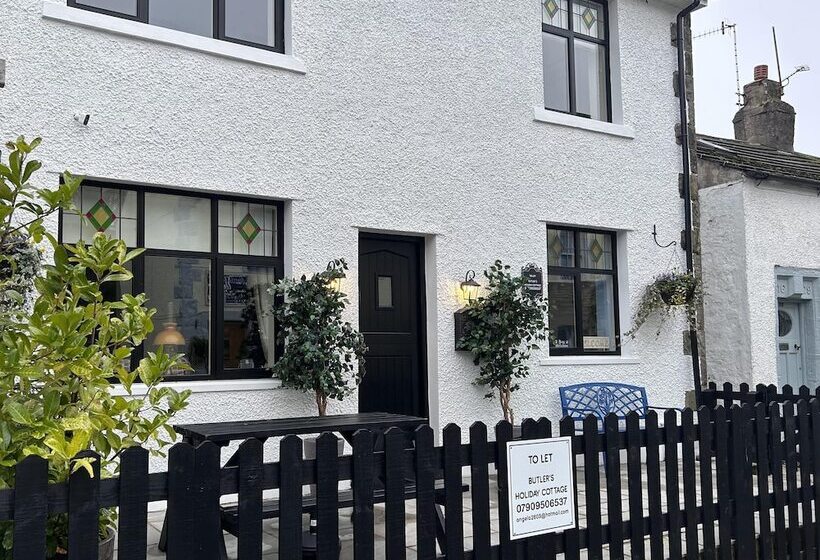 Beautiful 2 Bed Cottage In Heysham Village