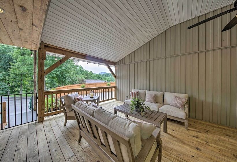 Blairsville Tiny Home W/ Covered Furnished Deck!