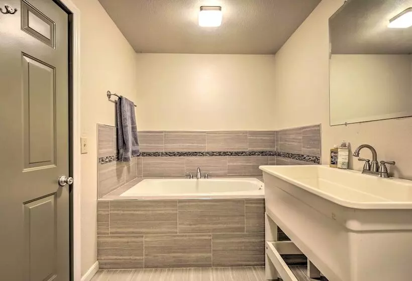 Blairsville Tiny Home W/ Covered Furnished Deck!