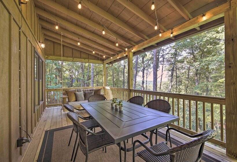 Blue Ridge Hideaway W/ Fire Pit & Mtn Views!