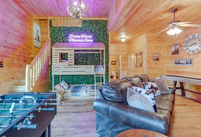 Mtn View Cabin: Hot Tub & Game Room In Blue Ridge