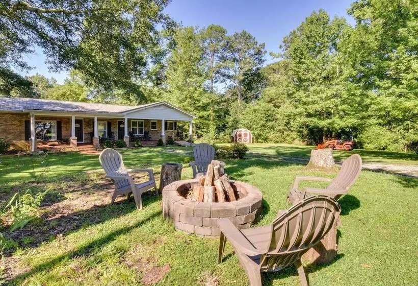 Charming Duplex: 12 Mi To Uga & Sanford Stadium!