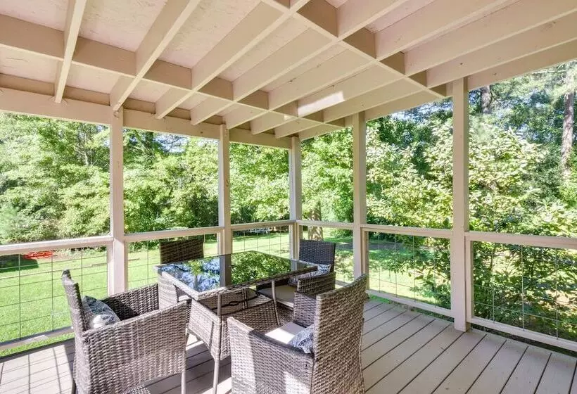 Charming Duplex: 12 Mi To Uga & Sanford Stadium!