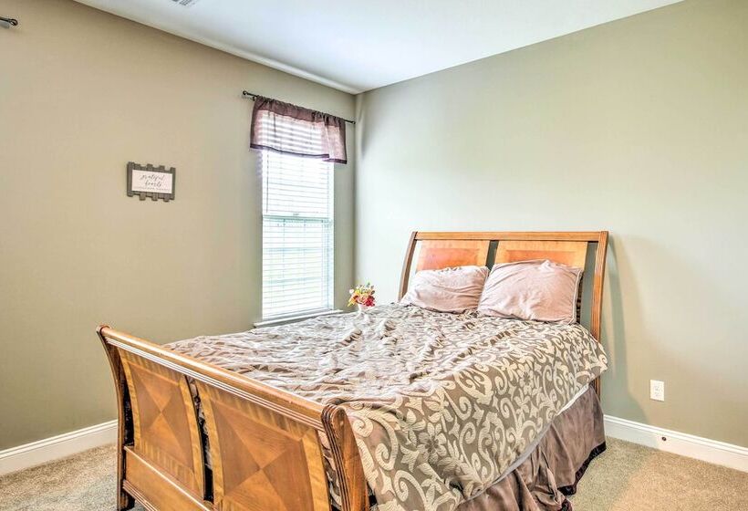 Charming Grovetown Home ~ 15 Mi To Augusta!