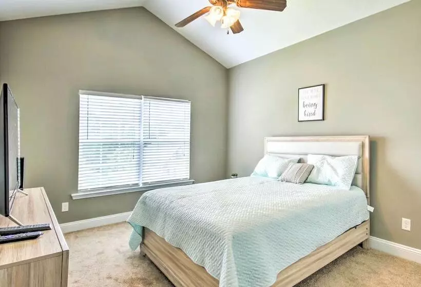Charming Grovetown Home ~ 15 Mi To Augusta!