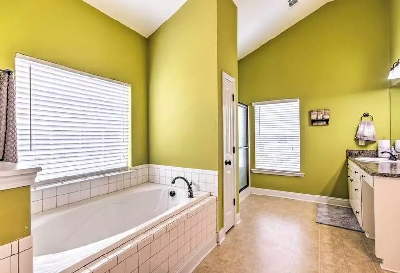 Charming Grovetown Home ~ 15 Mi To Augusta!