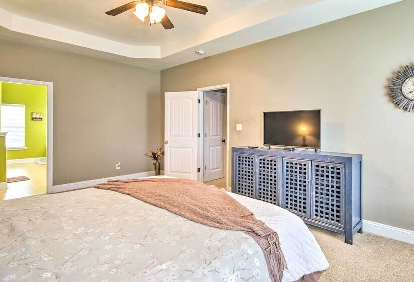 Charming Grovetown Home ~ 15 Mi To Augusta!