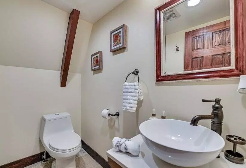 Walk To Ski Lift! Charming Hunter A Frame