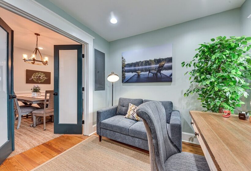 Chic Jacksonville Getaway, Walk To River & Parks!