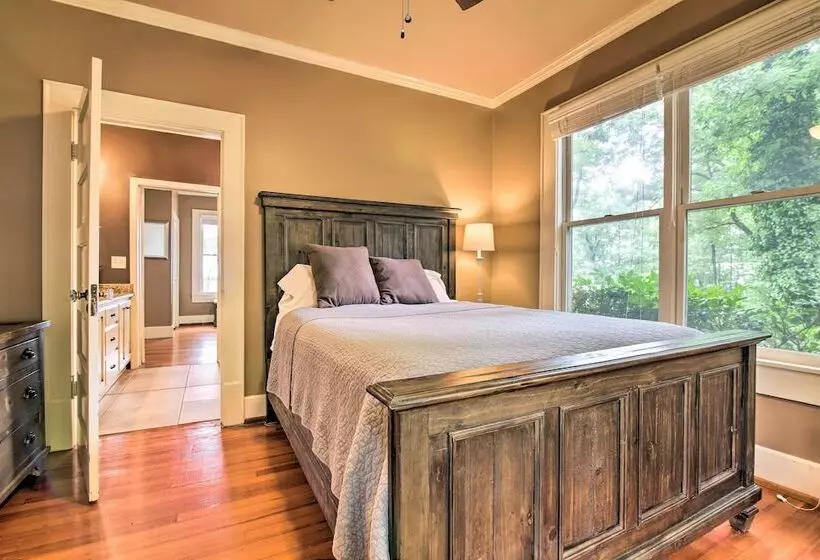 Cloudland Retreat W/ Mountain & Valley Views!