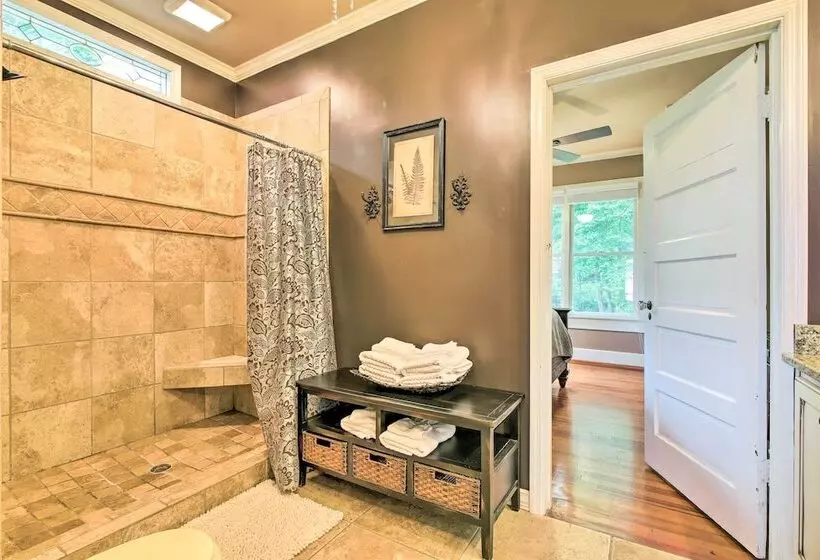 Cloudland Retreat W/ Mountain & Valley Views!