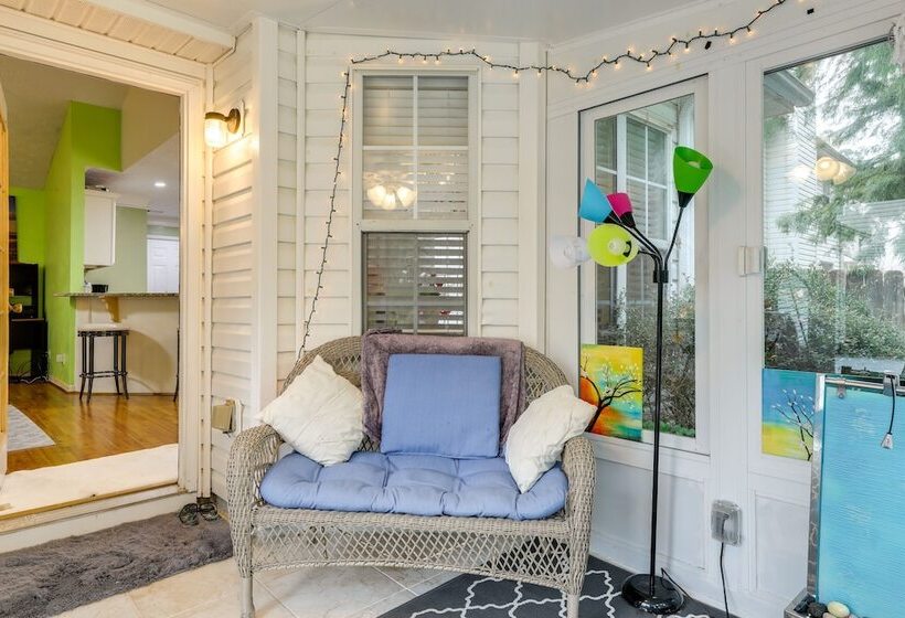 Cozy Georgia Retreat W/ Air Hockey Table & Sunroom