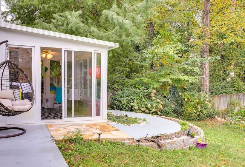 Cozy Georgia Retreat W/ Air Hockey Table & Sunroom
