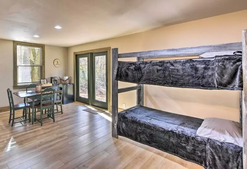 Creekside Craftsman Retreat In North Ga Mountains!