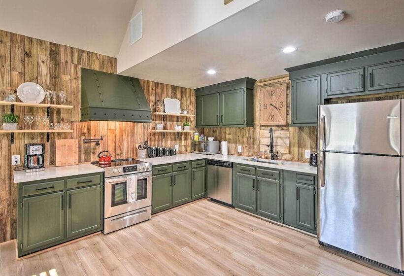 Creekside Craftsman Retreat In North Ga Mountains!