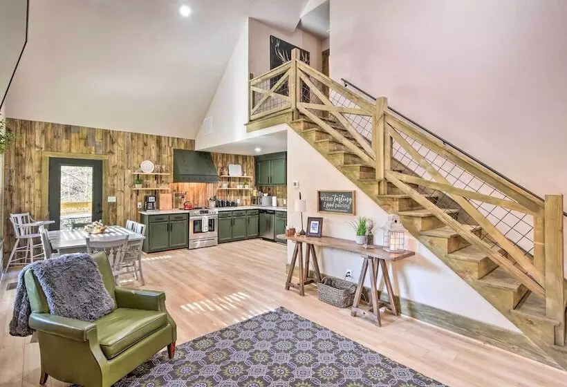 Creekside Craftsman Retreat In North Ga Mountains!