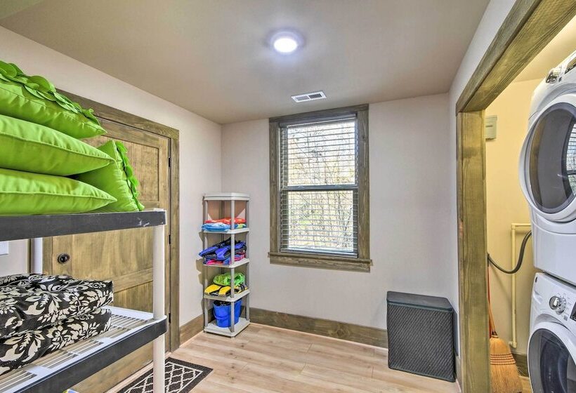 Creekside Craftsman Retreat In North Ga Mountains!