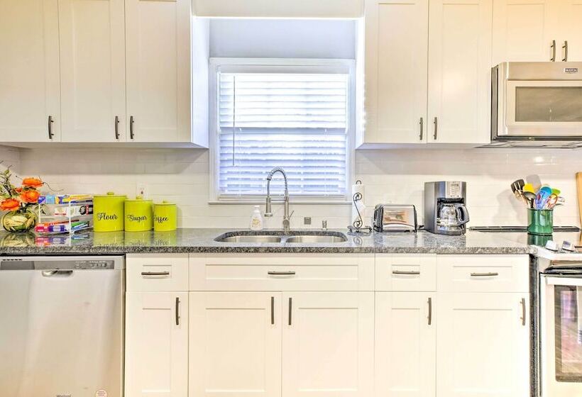 Dreamy Acworth Home W/ Resort Style Amenities!