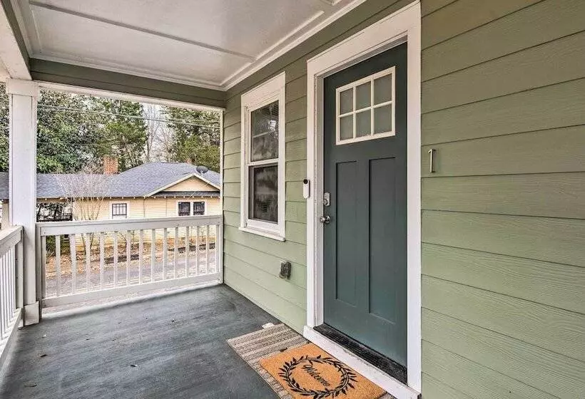 East Point Home ~ 6 Mi To Downtown Atl