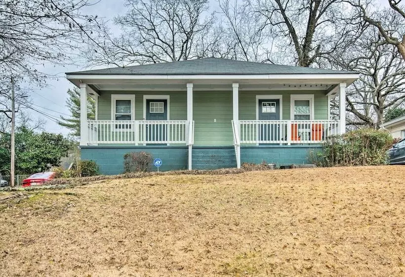 East Point Home ~ 6 Mi To Downtown Atl